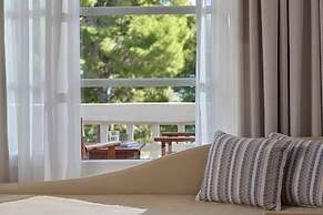 Hydra Beach Resort
