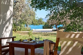 Hydra Beach Resort