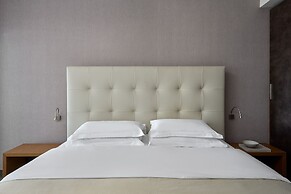 Hydra Beach Resort