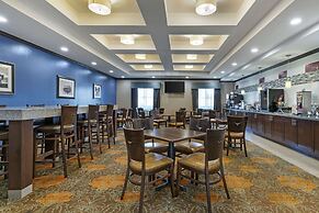 Best Western Plus Longhorn Inn & Suites