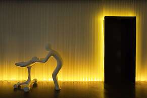 art'otel Amsterdam powered by Radisson Hotels