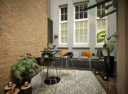 art'otel Amsterdam powered by Radisson Hotels