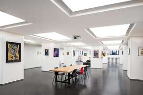 art'otel Amsterdam powered by Radisson Hotels