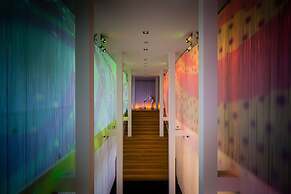 art'otel Amsterdam powered by Radisson Hotels