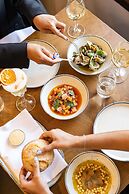 art'otel Amsterdam powered by Radisson Hotels