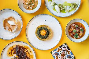 art'otel Amsterdam powered by Radisson Hotels