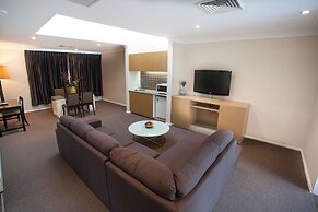 Ramada Hotel & Suites Sydney Cabramatta