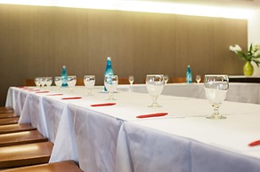 Ramada Hotel & Suites Sydney Cabramatta