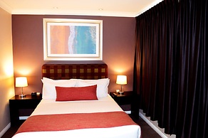 Ramada Hotel & Suites Sydney Cabramatta