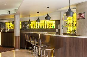 Ramada Hotel & Suites Sydney Cabramatta