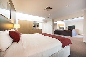 Ramada Hotel & Suites Sydney Cabramatta