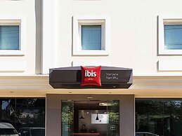 ibis Vientiane Nam Phu