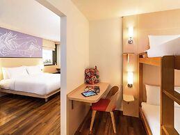 ibis Vientiane Nam Phu