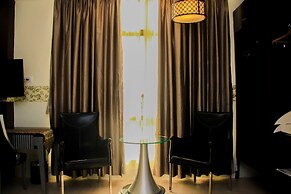 Shervinton Executive Boutique Hotel