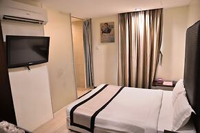 Shervinton Executive Boutique Hotel