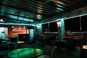 Shervinton Executive Boutique Hotel