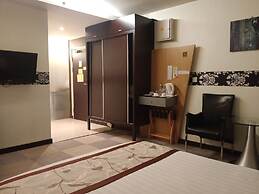 Shervinton Executive Boutique Hotel