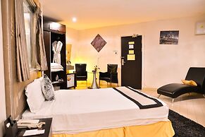 Shervinton Executive Boutique Hotel