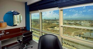 Ramada Encore by Wyndham Izmir