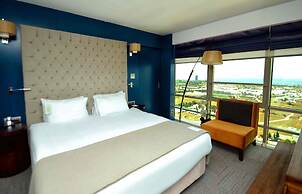 Ramada Encore by Wyndham Izmir