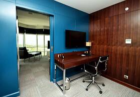 Ramada Encore by Wyndham Izmir