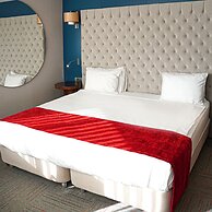 Ramada Encore by Wyndham Izmir