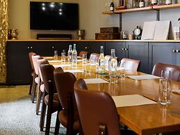 Hotel Woolstore 1888, Sydney - Handwritten Collection