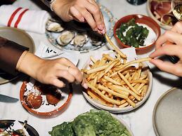 Hotel Woolstore 1888, Sydney - Handwritten Collection