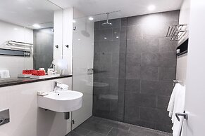 Hotel Woolstore 1888, Sydney - Handwritten Collection