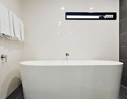 Hotel Woolstore 1888, Sydney - Handwritten Collection