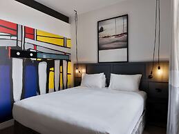 Hotel Woolstore 1888, Sydney - Handwritten Collection