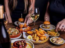 Hotel Woolstore 1888, Sydney - Handwritten Collection