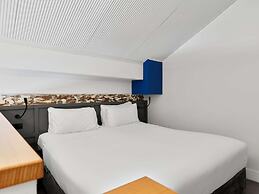 Hotel Woolstore 1888, Sydney - Handwritten Collection