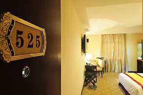 Hallmark Crown Hotel