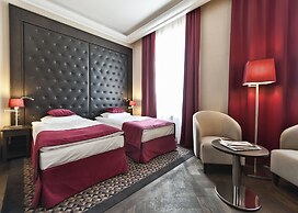 Hotel Red Baron