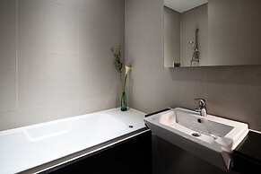 Hotel The Designers Hongdae