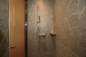 Hotel The Designers Hongdae