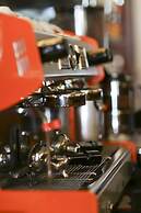 Golden House International Hotel