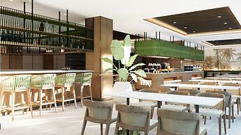 Seda Centrio - Newly Renovated