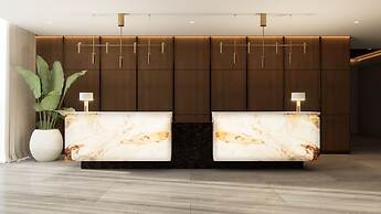 Seda Centrio - Newly Renovated