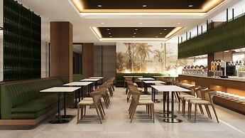 Seda Centrio - Newly Renovated