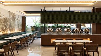 Seda Centrio - Newly Renovated