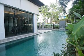 Seda Abreeza - Newly Renovated