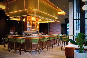 Seda Abreeza - Newly Renovated