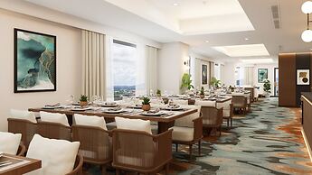 Seda Abreeza - Newly Renovated