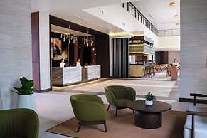 Seda Abreeza - Newly Renovated