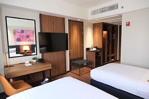 Seda Abreeza - Newly Renovated