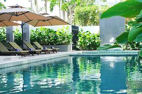 Seda Abreeza - Newly Renovated