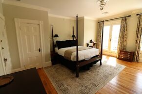 Windsor Mansion Inn