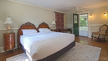 Windsor Mansion Inn